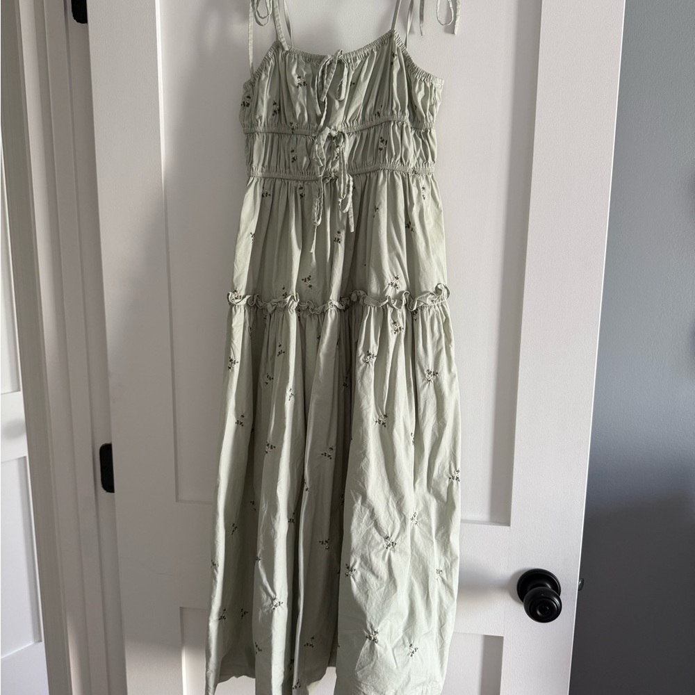 En Saison Reagan Midi Dress - Sage Green Floral